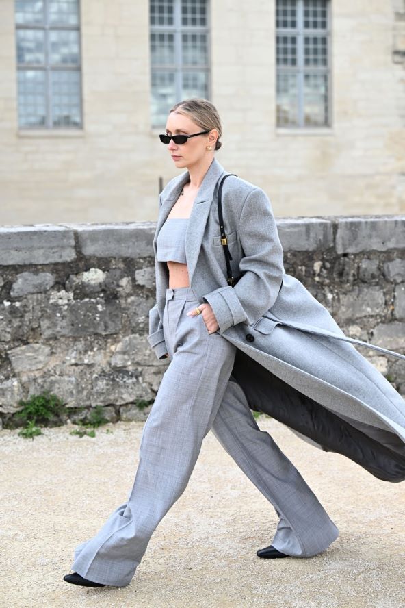Street style mode s ulica Pariza za jesen 2024
