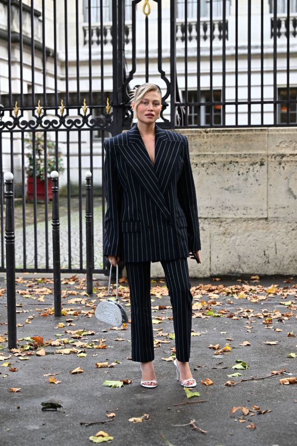 Street style mode s ulica Pariza za jesen 2024