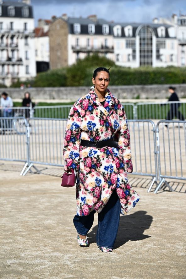 Street style mode s ulica Pariza za jesen 2024