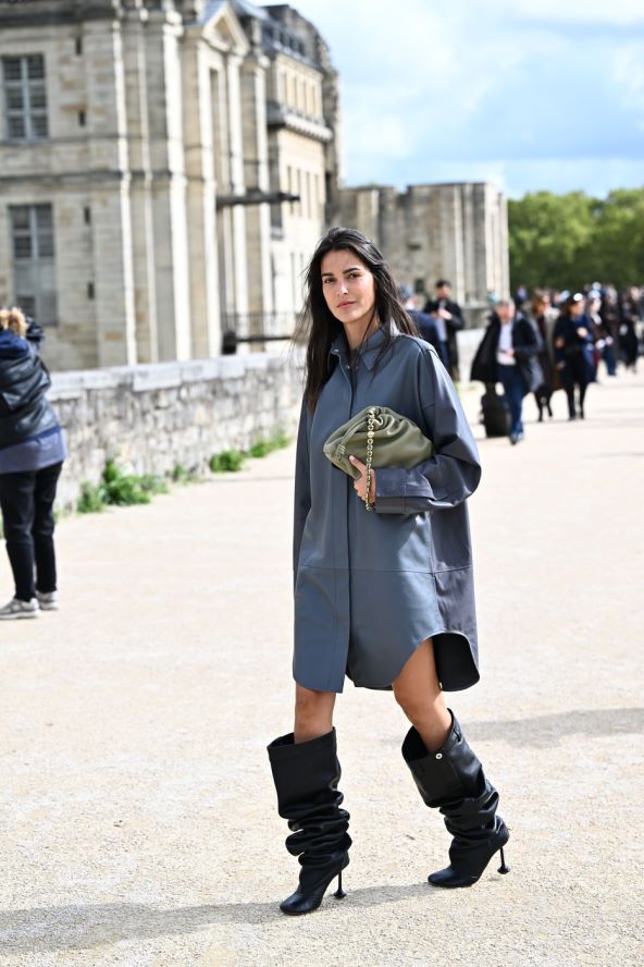 Street style mode s ulica Pariza za jesen 2024