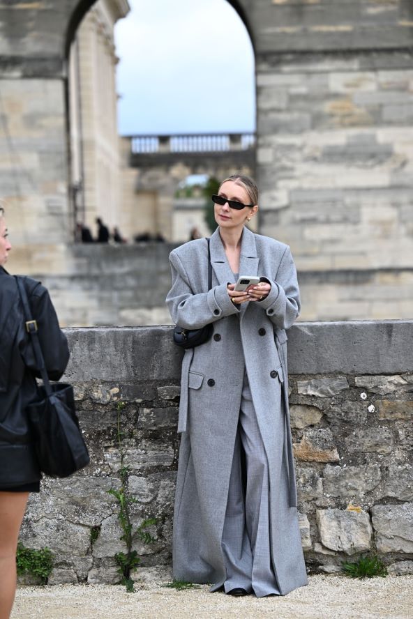 Street style mode s ulica Pariza za jesen 2024