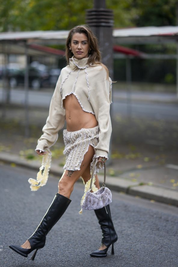 Street style inspiracija kako nositi pletene odjevne komade