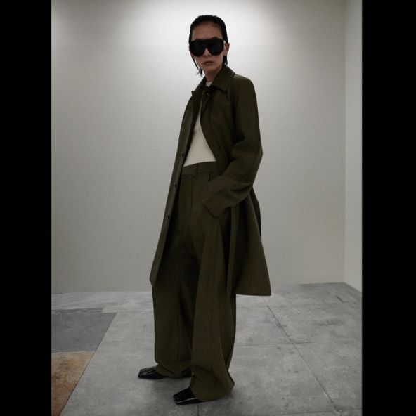 Phoebe Philo predstavila novu kolekciju pod nazivom Collection B