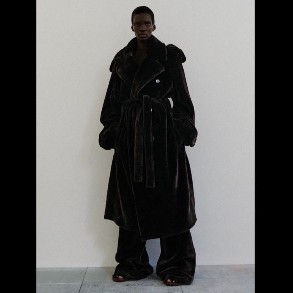 Phoebe Philo predstavila novu kolekciju pod nazivom Collection B