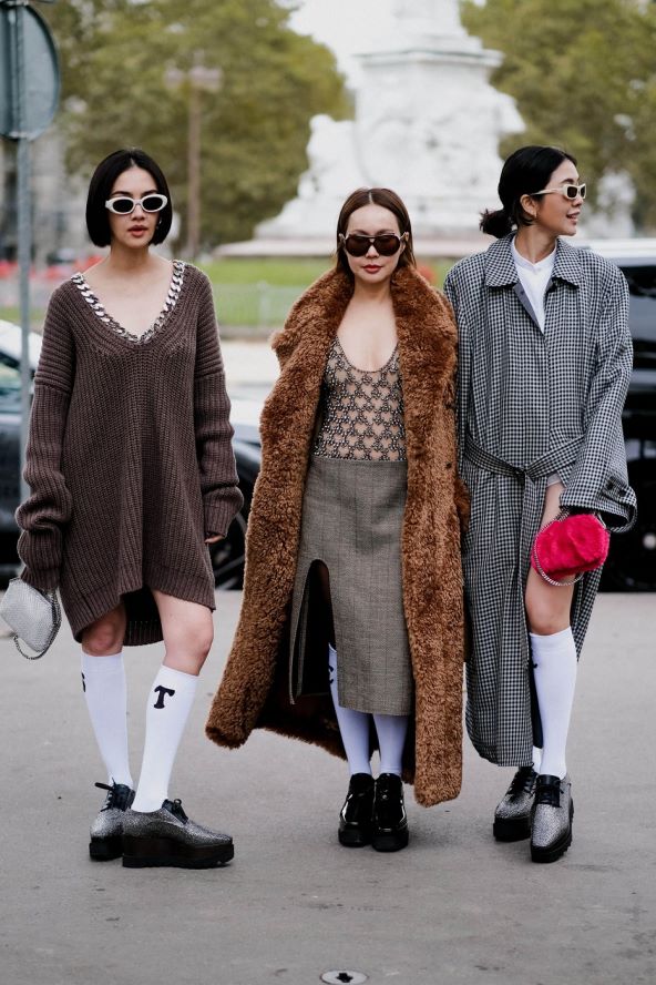 Street style ideje kako nositi smeđu boju