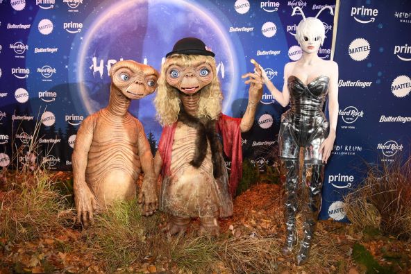 Heidi Klum oduševila E.T. kostimom za Halloween party