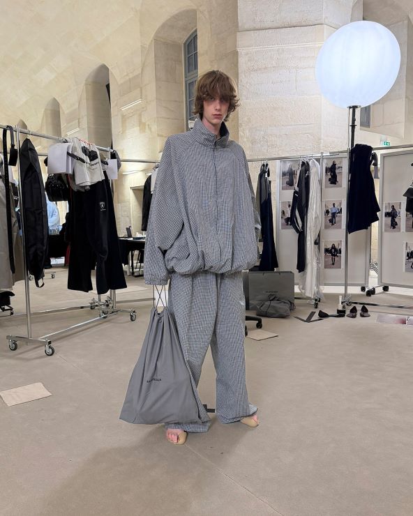 Balenciaga i cipele koje su izazvale brojne komentare