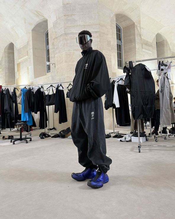 Balenciaga i cipele koje su izazvale brojne komentare