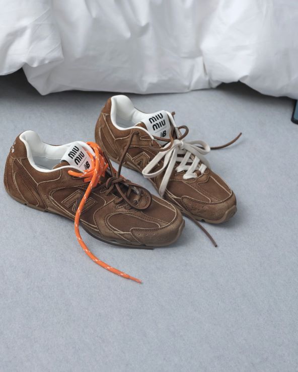 Miu Miu x New Balance su jedne od najpopularnijih tenisica na svijetu