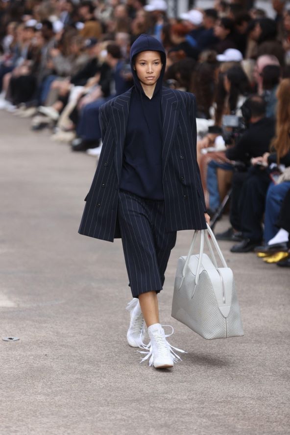 Modne ideje za business casual stil za proljeće 2025