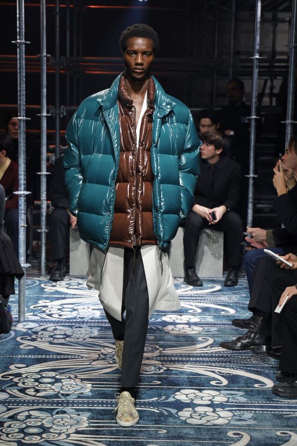 Prada modna revija muške mode za jesen 2025