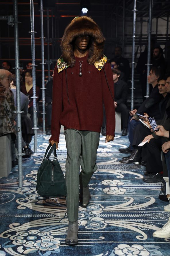 Prada modna revija muške mode za jesen 2025