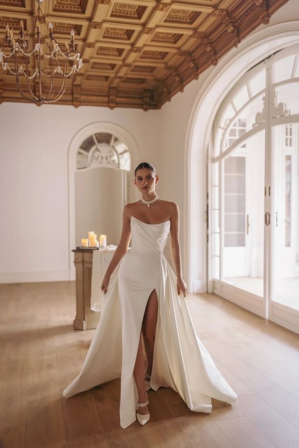 Bridal trendovi za 2025.: Najljepše vjenčanice donose spoj klasičnih krojeva i modernih detalja