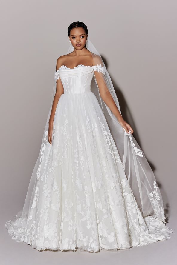 Bridal trendovi za 2025.: Najljepše vjenčanice donose spoj klasičnih krojeva i modernih detalja