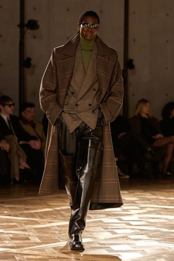 Saint Laurent održao reviju muške mode za jesen 2025