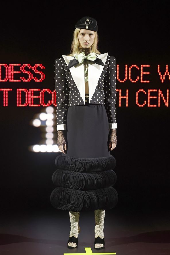 Alessandro Michele za Valentino priredio spektakl visoke mode