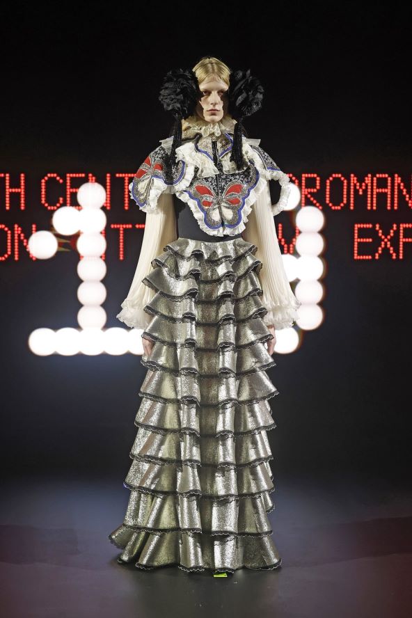 Alessandro Michele za Valentino priredio spektakl visoke mode