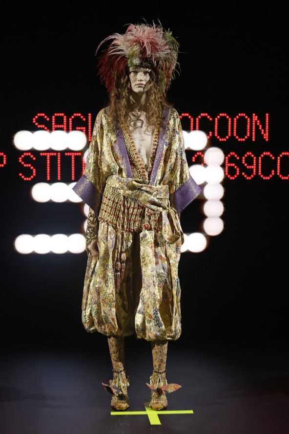 Alessandro Michele za Valentino priredio spektakl visoke mode