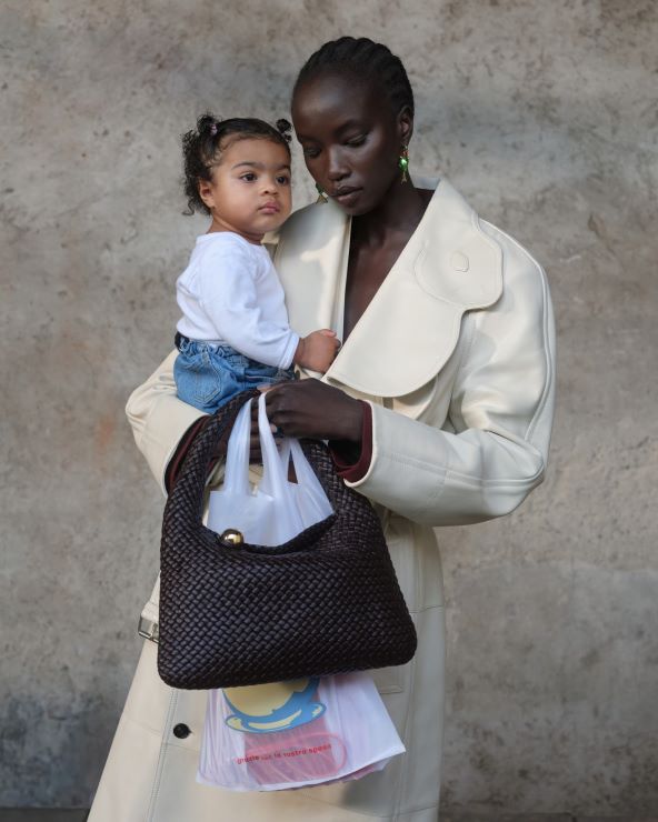 Bottega Veneta nova kampanja Sumer 2025