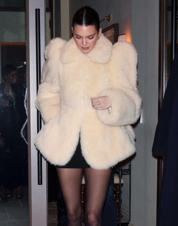 Kendall Jenner i Jennifer Lawrence u odličnim krznenim kaputima