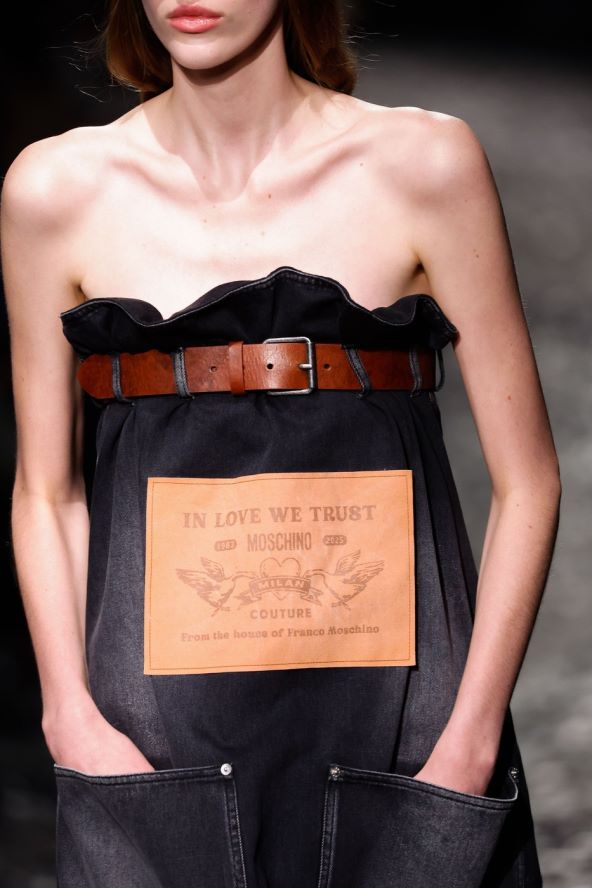 Moschino predstavio zabavnu kolekciju u Milanu