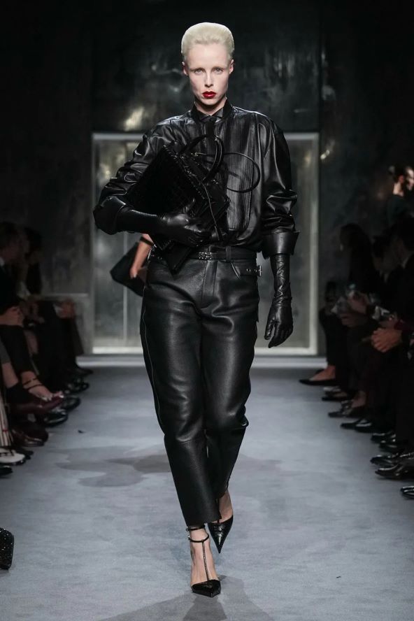 Odličan modni debi Haidera Ackermanna za modnu kuću Tom Ford