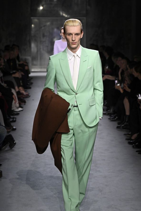 Odličan modni debi Haidera Ackermanna za modnu kuću Tom Ford