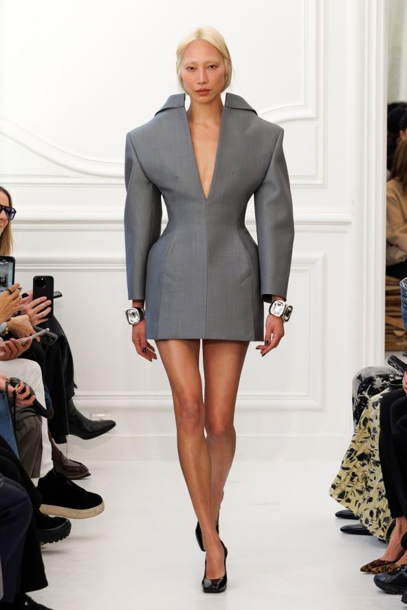 Modni debi Sarah Burton za Givenchy