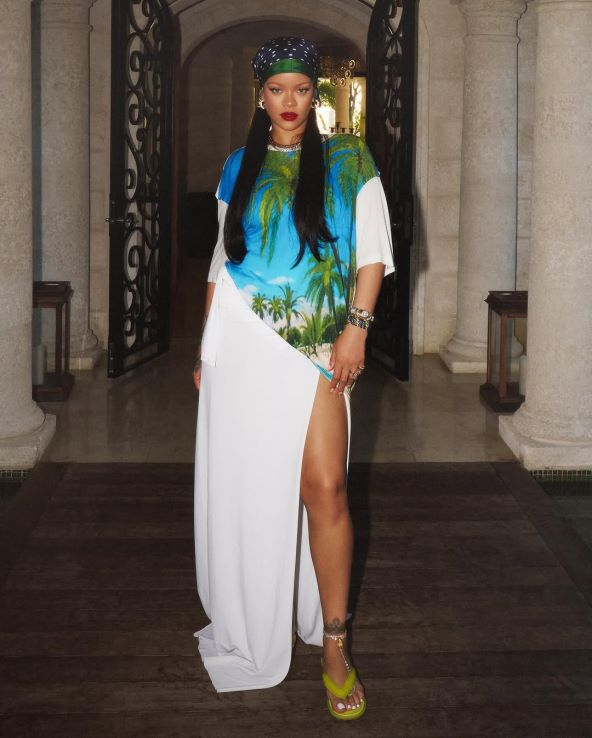 Rihanna predstavila Cat Cleat jelly japanke