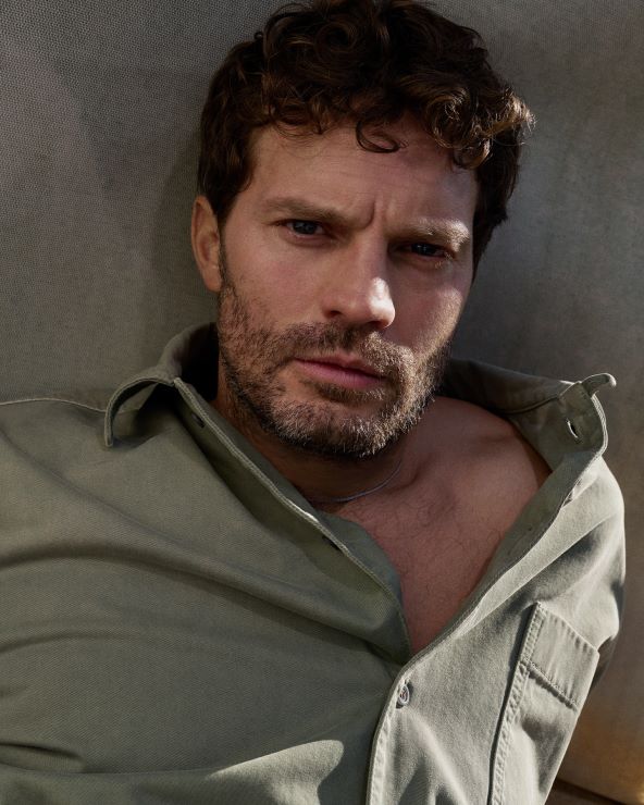 Jamie Dornan u kampanji za Loewe Paulas Ibiza 2025