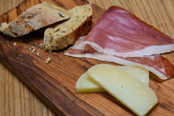 Eksplozija dobrih vina, hrane i glazbe u Sherry’su 