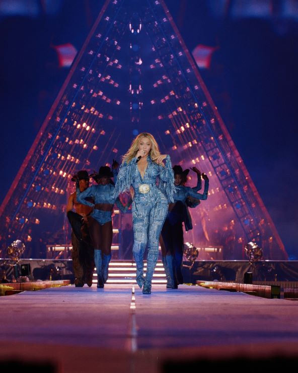 Beyonce nosi odličnu modu na turneji Cowboy Carter