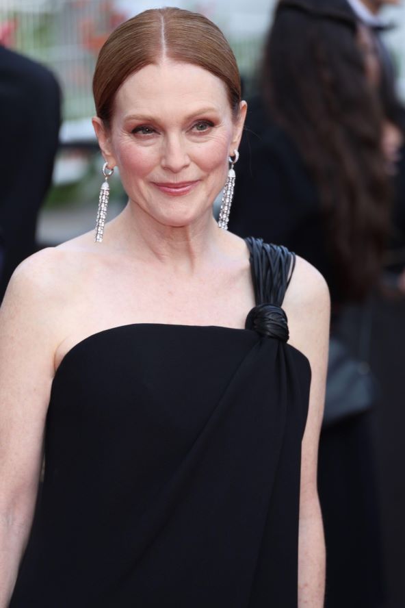 Julianne Moore u Cannesu nosila Bottega Veneta modu