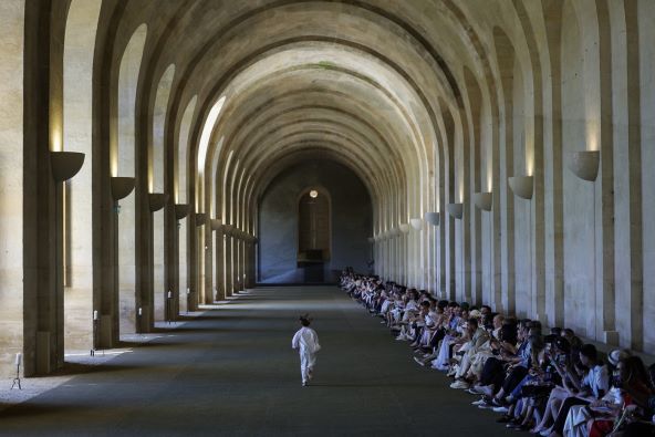 Jacquemus oduševio revijom u Versaillesu