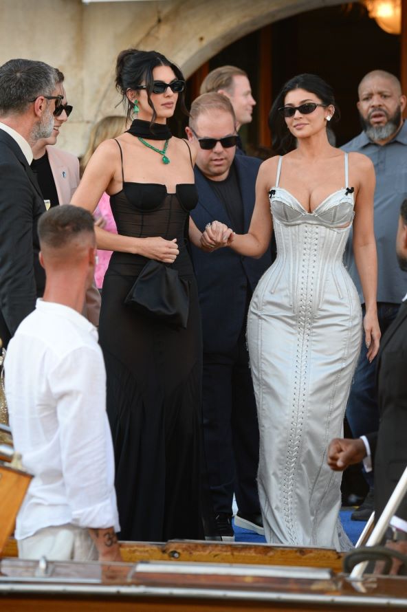 Modna izdanja Kendall i Kylie Jenner u Veneciji