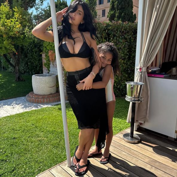Modna izdanja Kendall i Kylie Jenner u Veneciji