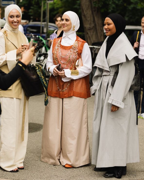 SS26-Copenhagen-Fashion-Week-Streetstyle-Day1-Noor-u-nisa-Khan4.jpg