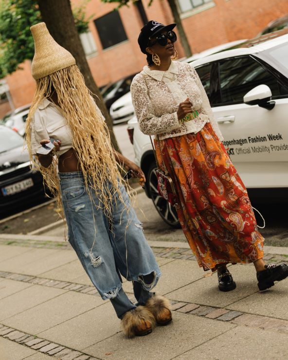 SS26-Copenhagen-Fashion-Week-Streetstyle-Day1-Noor-u-nisa-Khan6.jpg