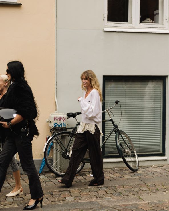 SS26-Copenhagen-Fashion-Week-Streetstyle-Day1-Noor-u-nisa-Khan68.jpg