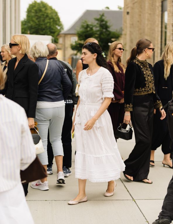 SS26-Copenhagen-Fashion-Week-Street-Style-Day4-Noor-u-nisa-Khan-33.jpg