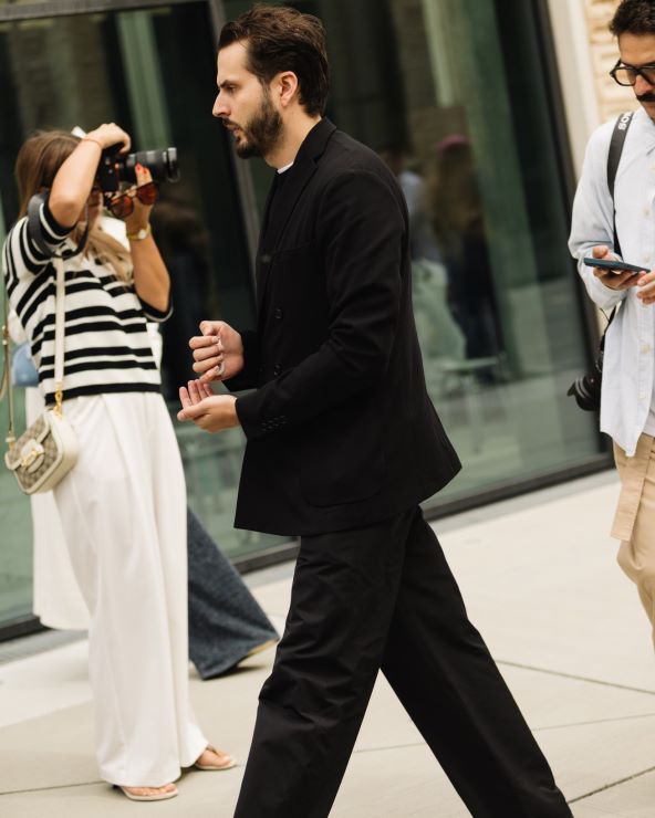 SS26-Copenhagen-Fashion-Week-Street-Style-Day4-Noor-u-nisa-Khan-38.jpg