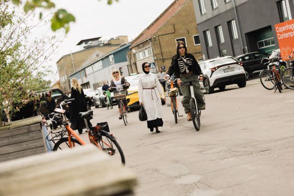 SS26-Copenhagen-Fashion-Week-Street-Style-Day4-Noor-u-nisa-Khan-48.jpg