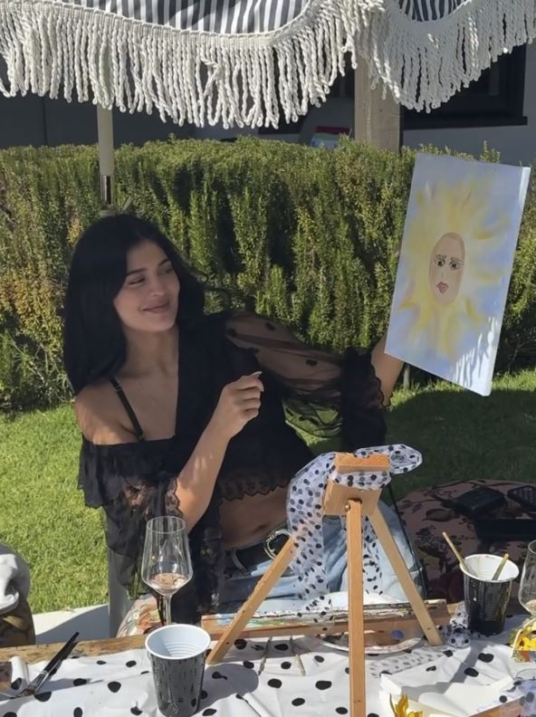 Kylie Jenner i rođendanski boho chic outfit