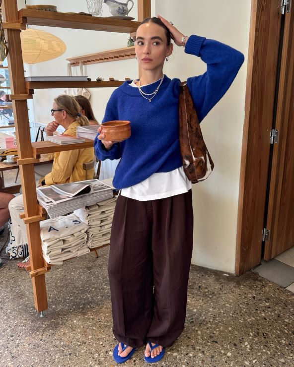 Street style inspiracija kako kombinirati ljetnu i jesensku odjeću