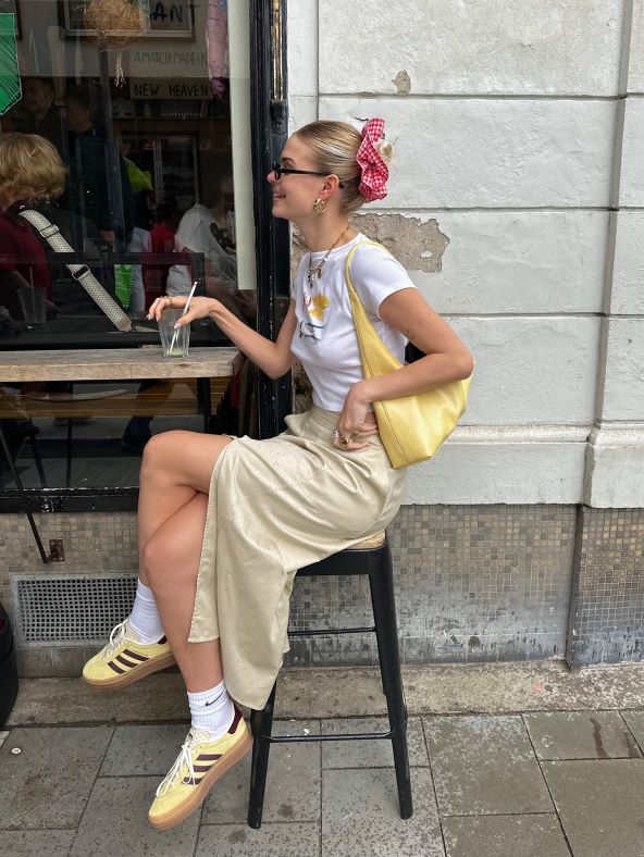 Kako nositi butter yellow boju ove jeseni