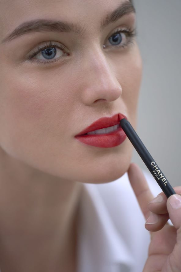 Crveni ruž Chanel beauty inspiracija