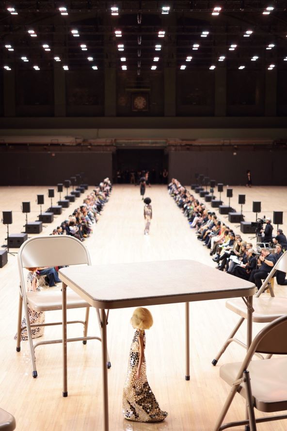 Beauty tajne s Marc Jacobs revije 2024