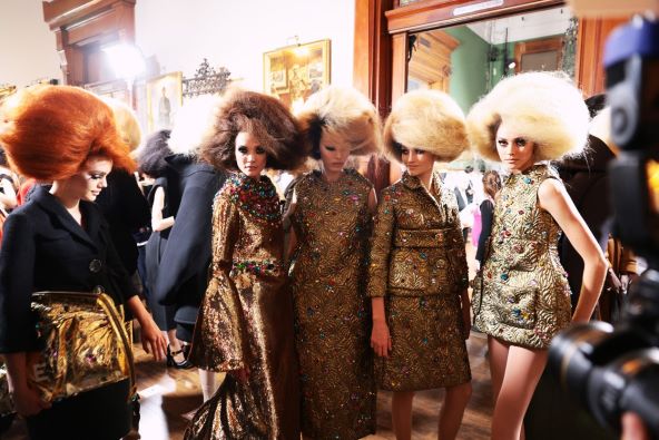 Beauty tajne s Marc Jacobs revije 2024
