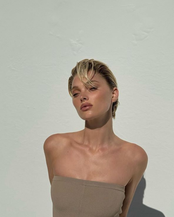 Model Elsa Hosk zna kako se nosi kratko ošišana frizura inspirirana devedesetima