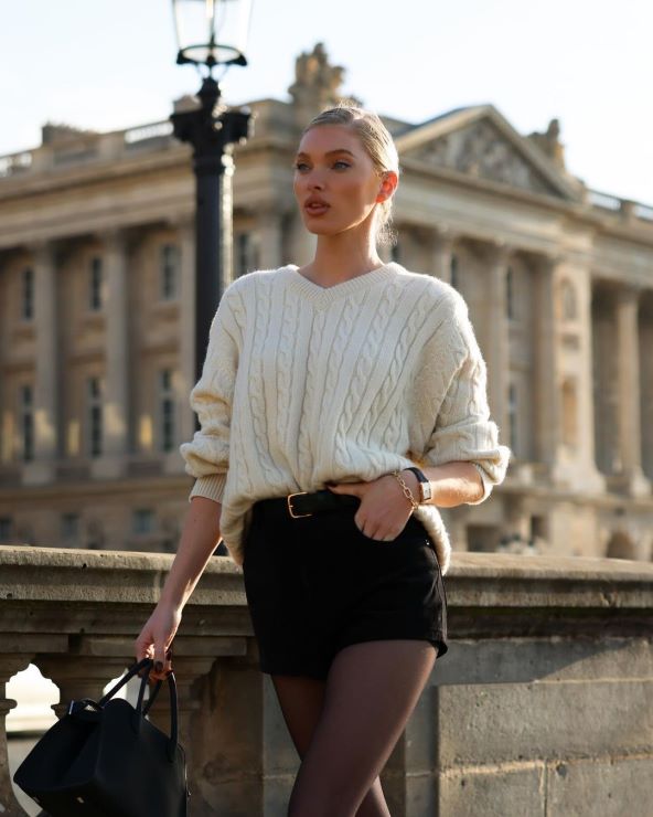 Model Elsa Hosk zna kako se nosi kratko ošišana frizura inspirirana devedesetima